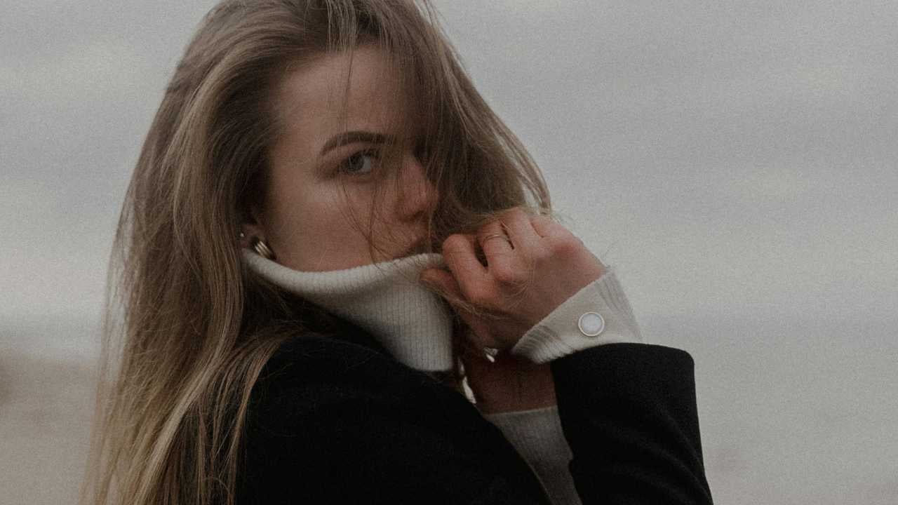 Feeling Jealous? Use It to Manifest Your Next Glow-Up