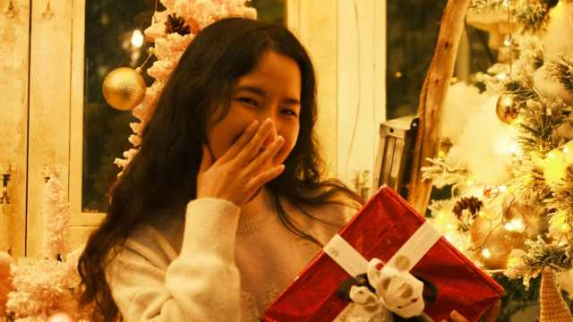 How to Keep Holiday Stress From Killing Your Vibe