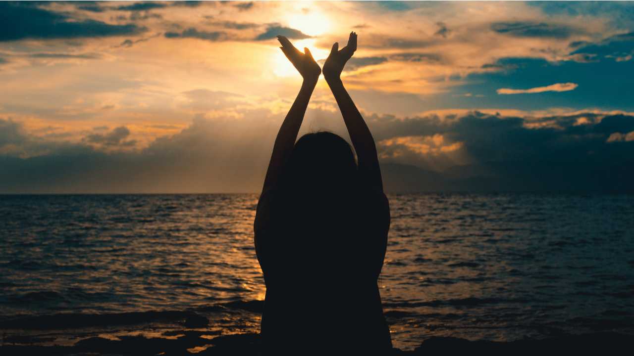 How to Harness the Energy of January’s New Moon in Capricorn