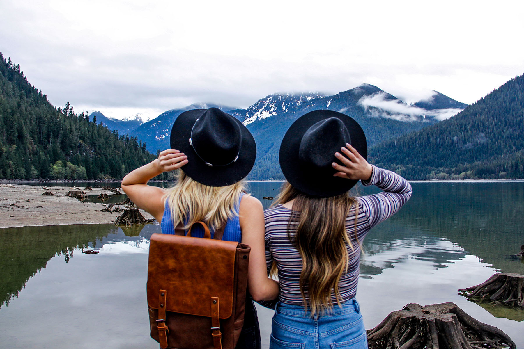 15 Gemini-Inspired Quotes About Life, Love, and Travel