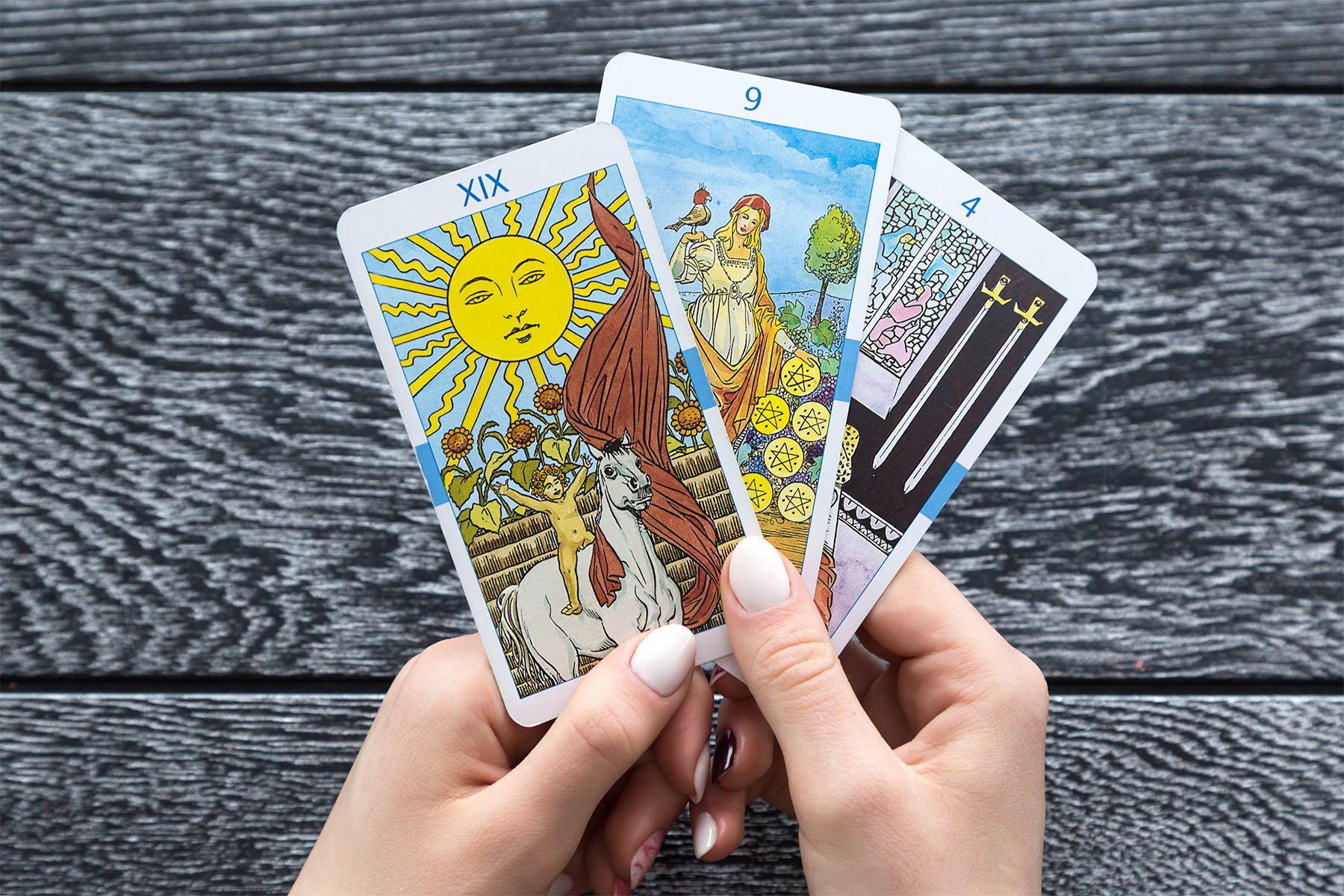 How to Pick a Tarot Deck: Where to Buy and More