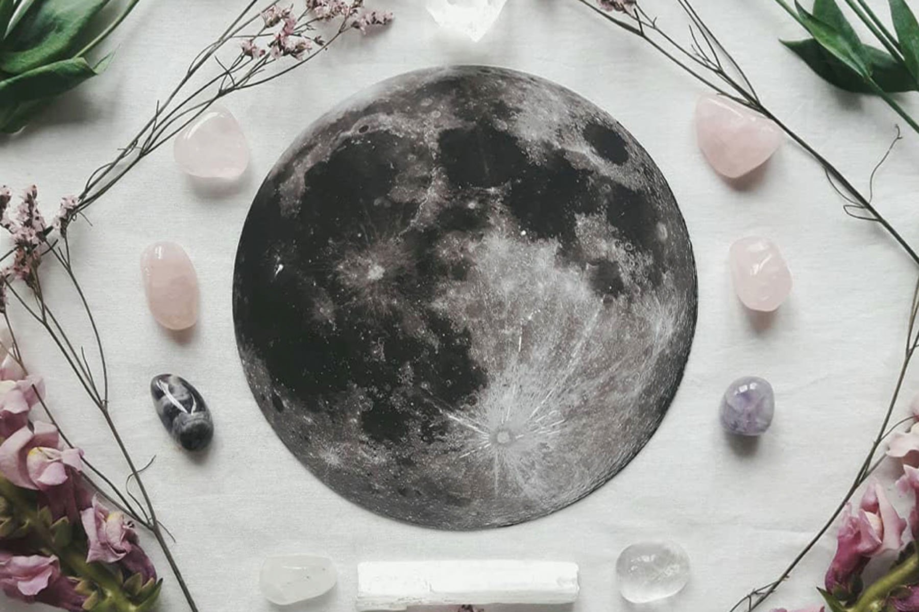 How to Use Healing Crystals for the Sagittarius Full Moon