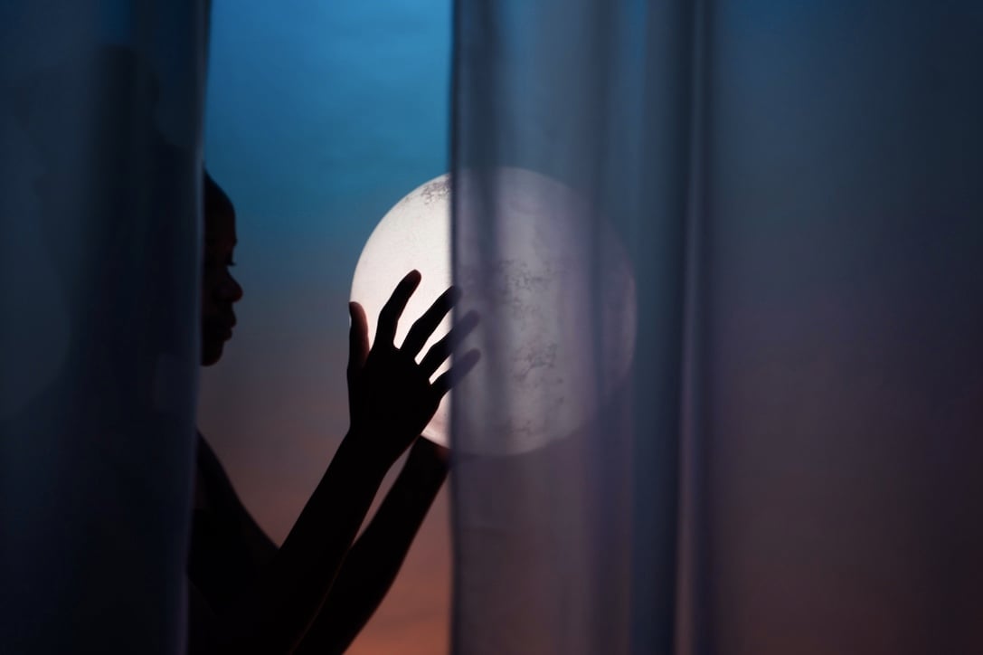 Scorpio Full Moon – Your New Life Will Cost You Your Old One