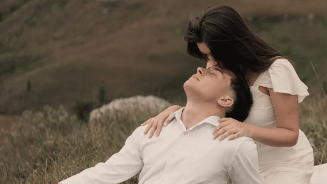 Your 2026 Love Horoscope Says: It’s Getting Steamy