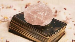 Before You Freak Out About That Reversed Tarot Card, Read This